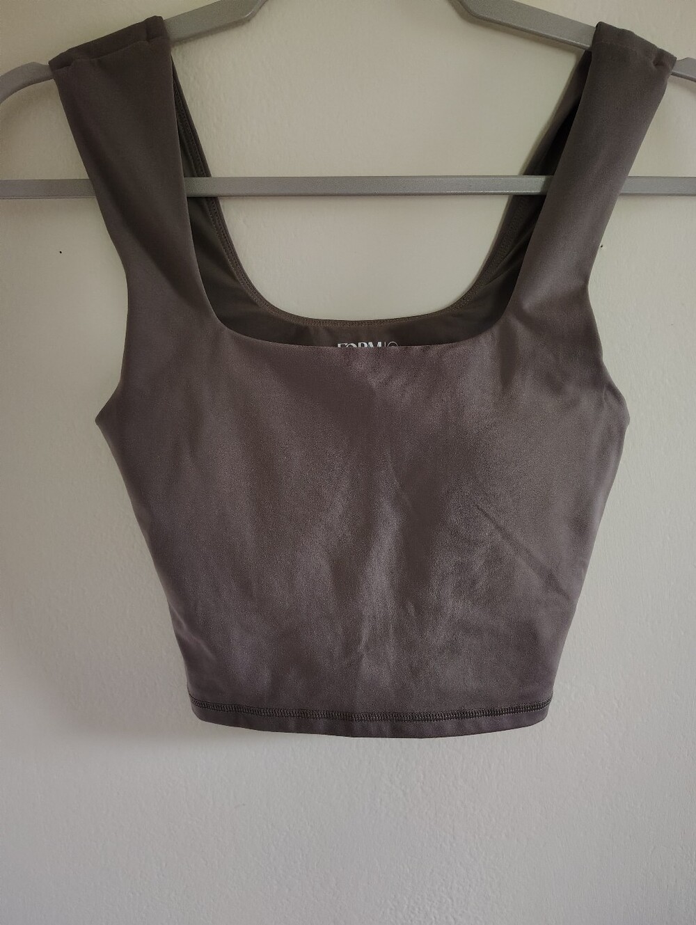 Form Square Neck Crop Sports Bra Small Athleisure Yoga Pilates Revolve Sporty